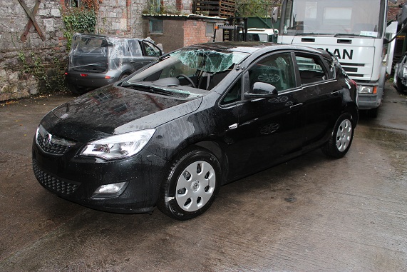 Opel Astra Front Slam Panel -  - Opel Astra 2012 Petrol 1.6L 2009 - 2015 Manual 5 Speed 5 Door Electric Mirrors, Electric Windows Front, Black Eng Code XER
